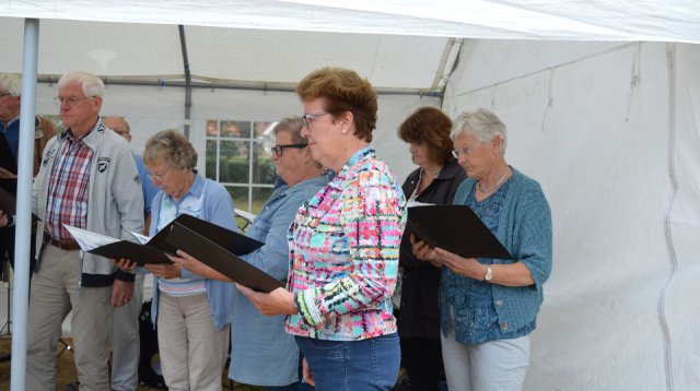 Gezamenlijke afsluiting muzikale Dorpshoes gebruikers (woensdag 10 juli 2019)